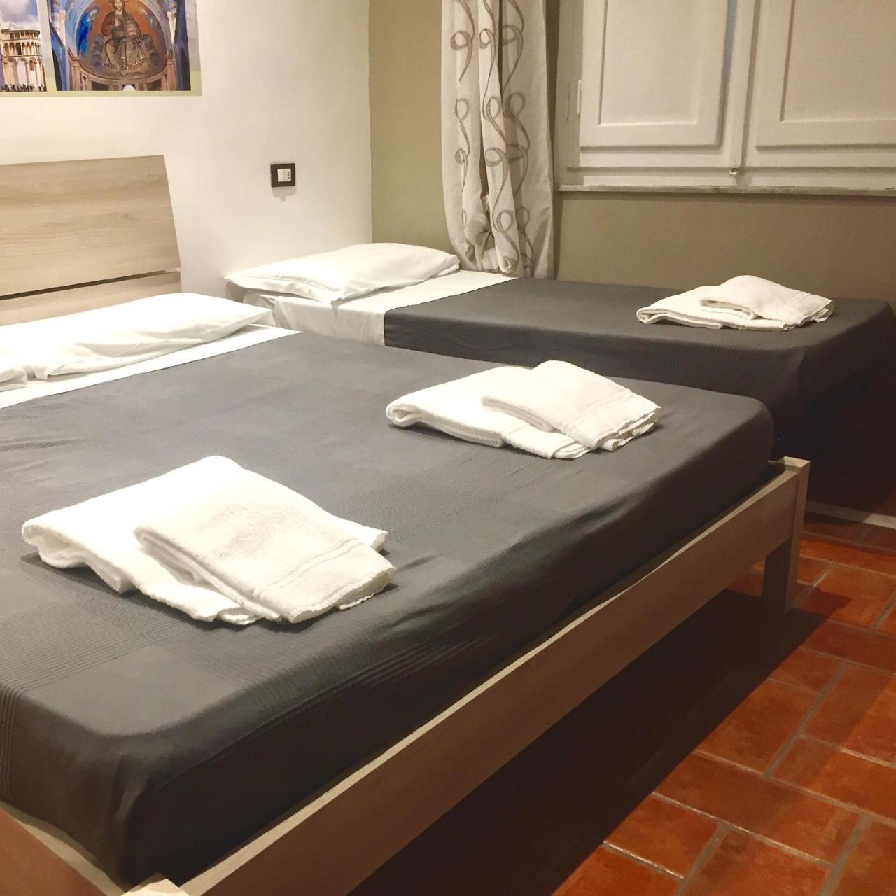 ピサ 5 キーズ Bed & Breakfast エクステリア 写真