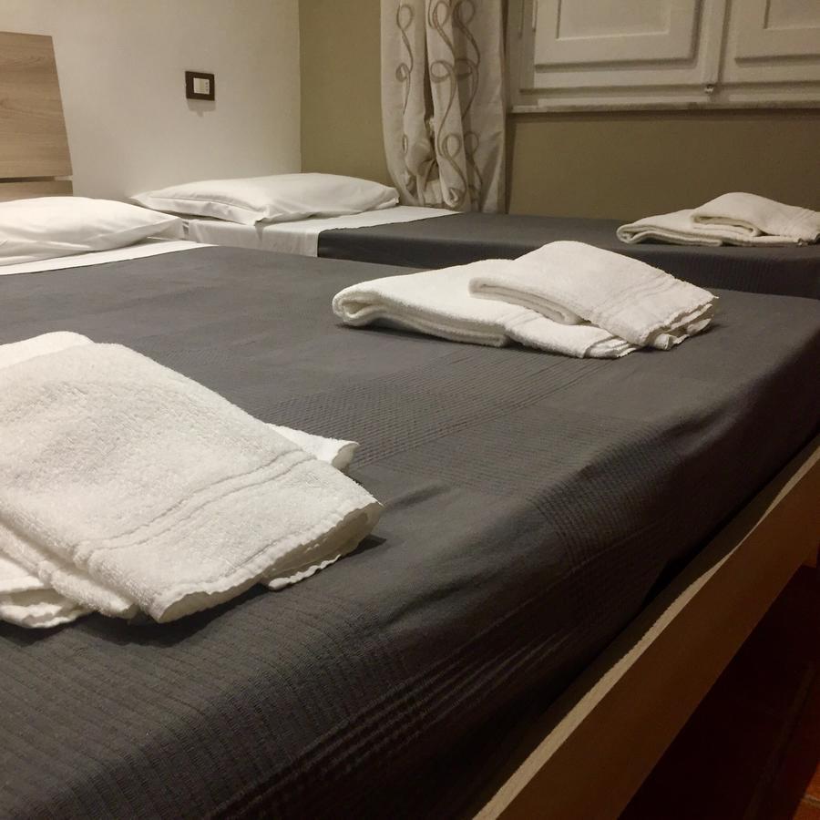 ピサ 5 キーズ Bed & Breakfast エクステリア 写真